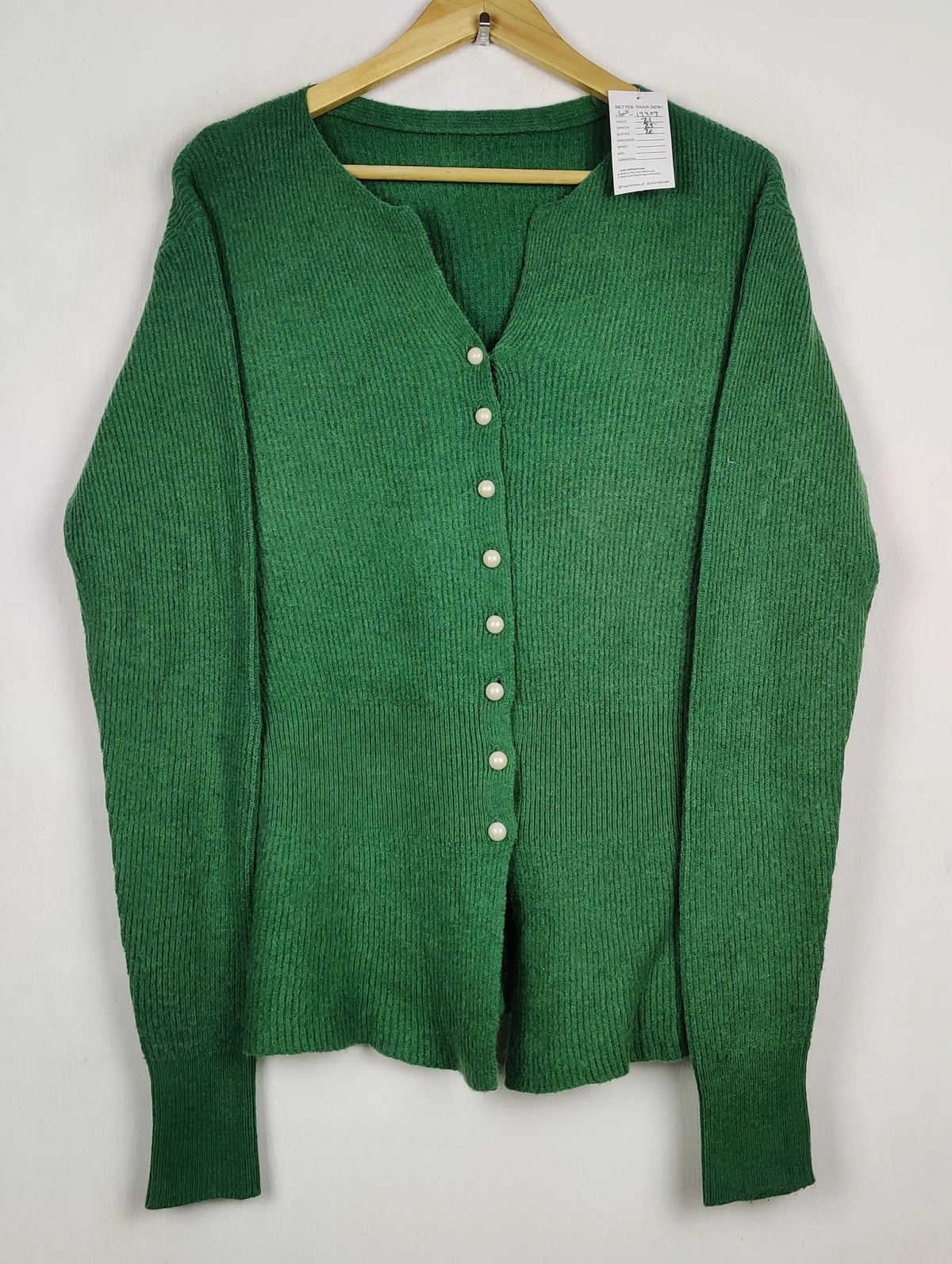 Buy online pre-used pre-loved 100% authentic & Original branded Unknown Brand (LS-17409) available in Pakistan. Top international brands avilable.