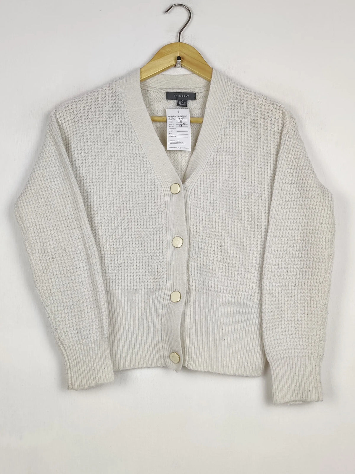 Buy online pre-used pre-loved 100% authentic & Original branded Primark (LS-17417) available in Pakistan. Top international brands avilable.