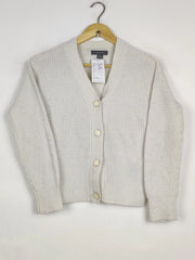 Buy online pre-used pre-loved 100% authentic & Original branded Primark (LS-17417) available in Pakistan. Top international brands avilable.