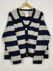 Buy online pre-used pre-loved 100% authentic & Original branded Primark (LS-17418) available in Pakistan. Top international brands avilable.