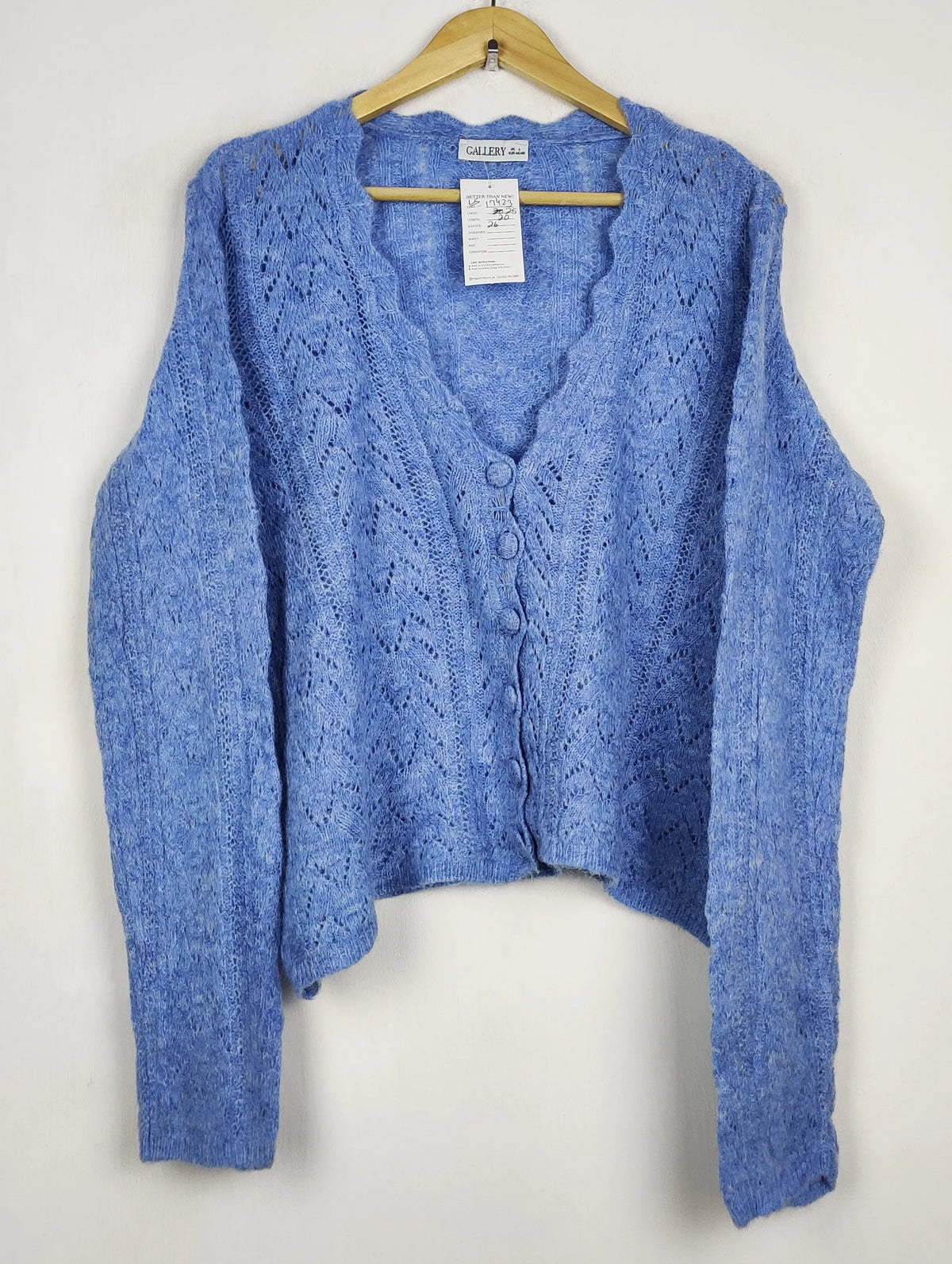 Buy online pre-used pre-loved 100% authentic & Original branded Gallery (LS-17423) available in Pakistan. Top international brands avilable.