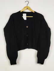 Buy online pre-used pre-loved 100% authentic & Original branded Unknown Brand (LS-17433) available in Pakistan. Top international brands avilable.