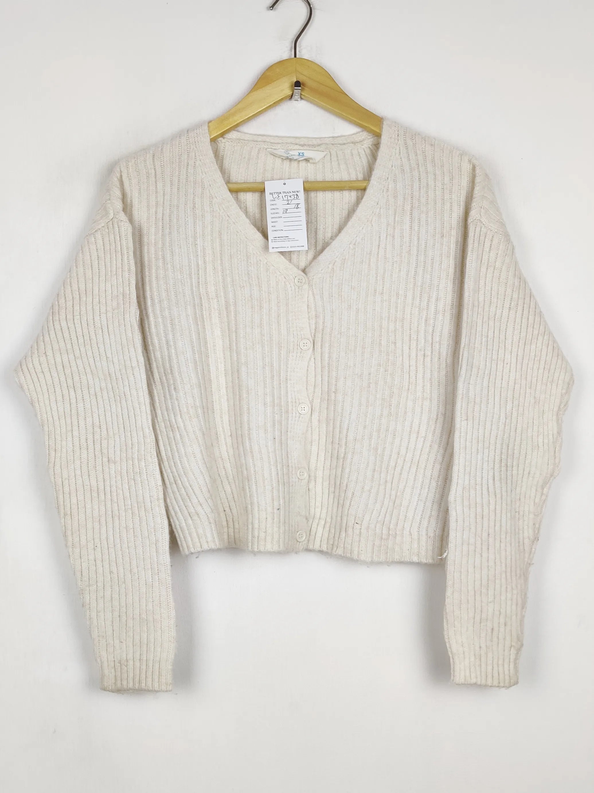 Buy online pre-used pre-loved 100% authentic & Original branded Primark (LS-17438) available in Pakistan. Top international brands avilable.