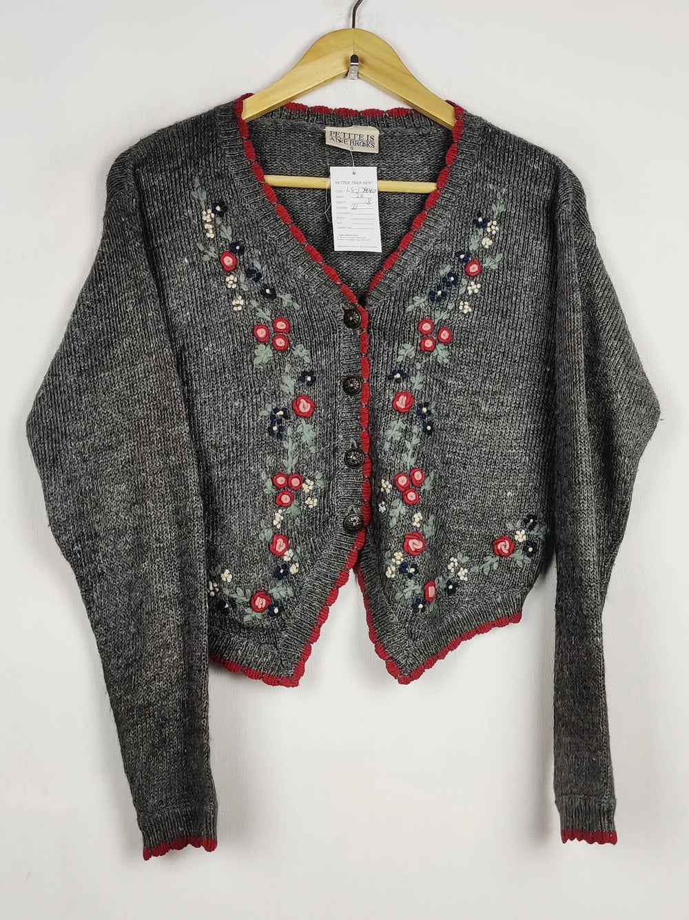 Buy online pre-used pre-loved 100% authentic & Original branded Petite (LS-17440) available in Pakistan. Top international brands avilable.