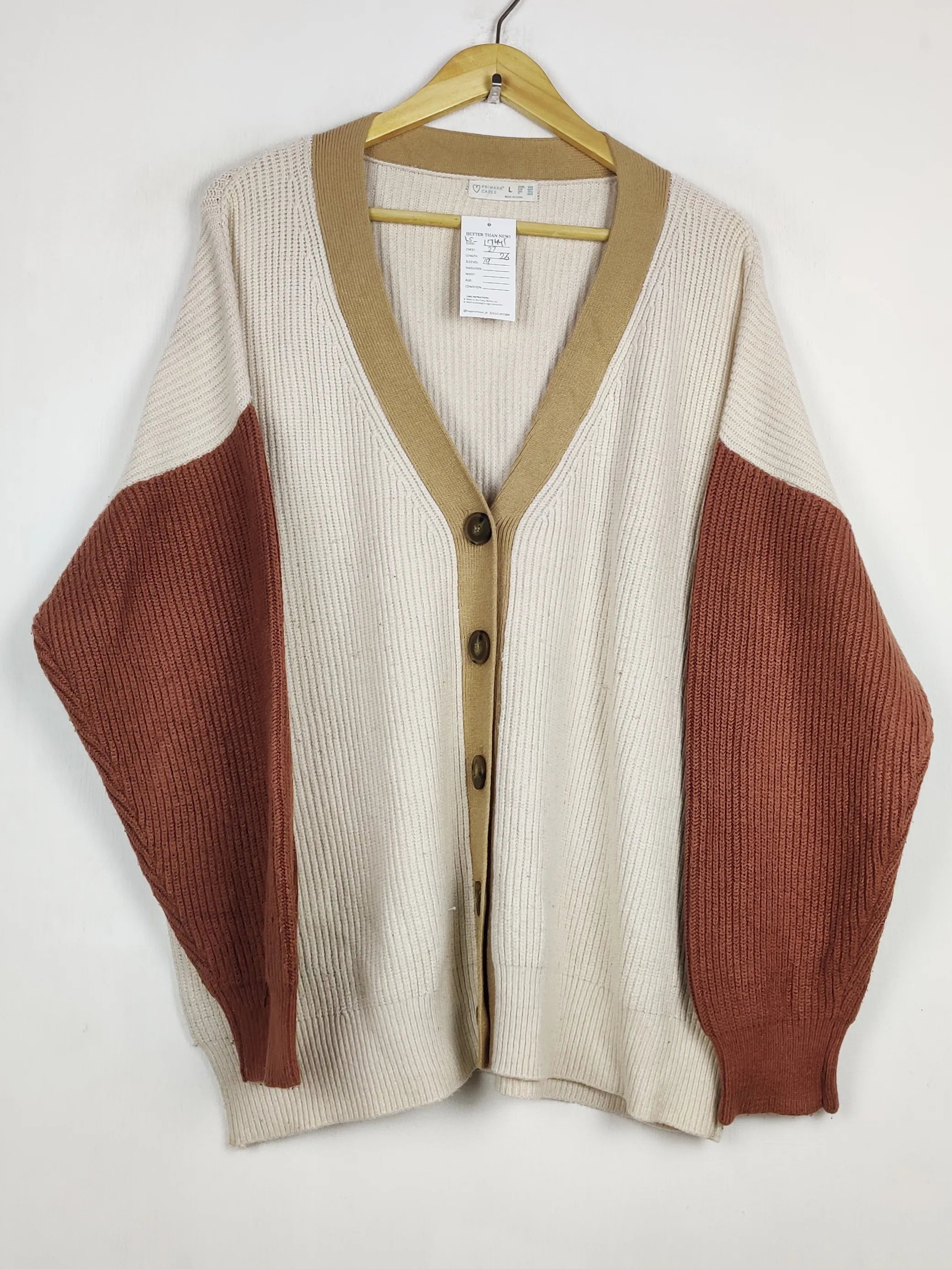 Buy online pre-used pre-loved 100% authentic & Original branded Primark (LS-17441) available in Pakistan. Top international brands avilable.