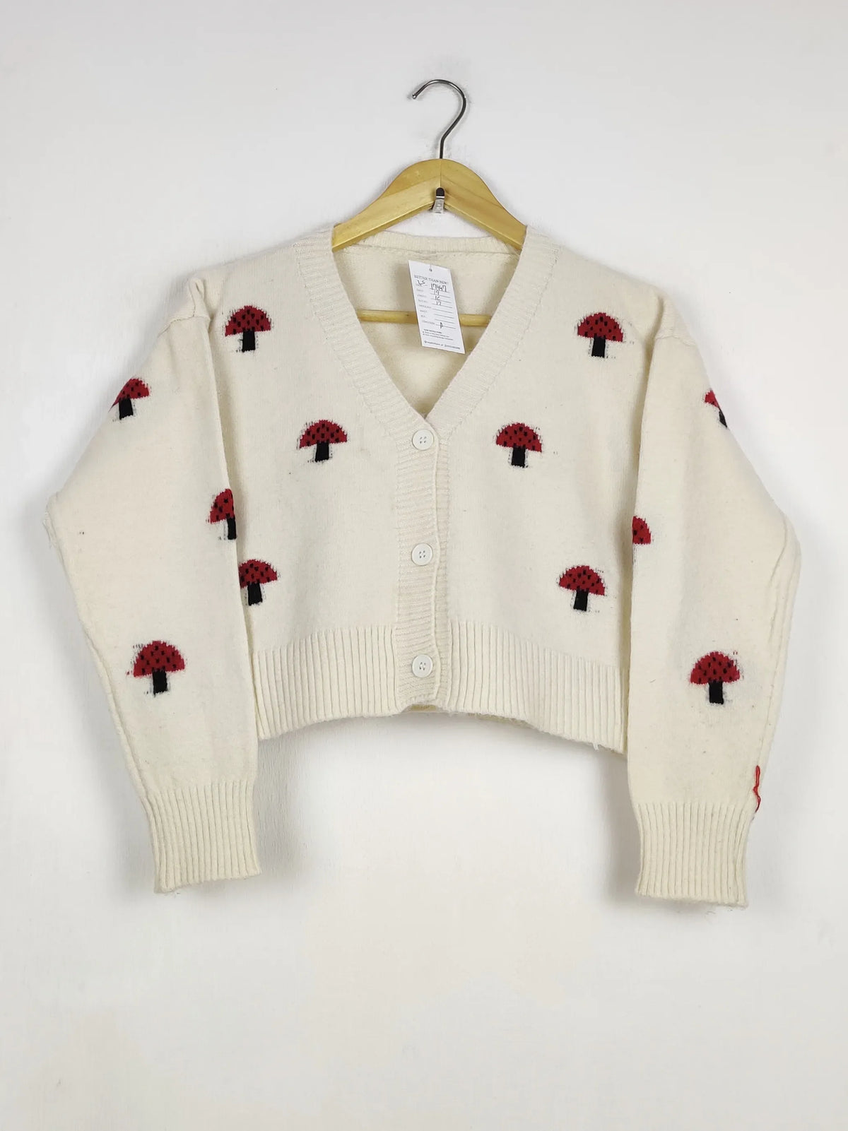 Buy online pre-used pre-loved 100% authentic & Original branded Unknown Brand (LS-17447) available in Pakistan. Top international brands avilable.