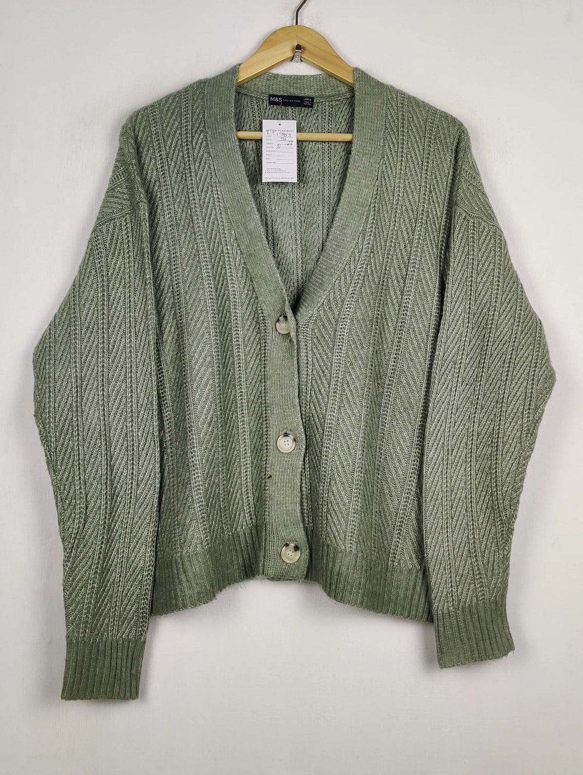 Buy online pre-used pre-loved 100% authentic & Original branded Marks & Spencer (LS-17453) available in Pakistan. Top international brands avilable.