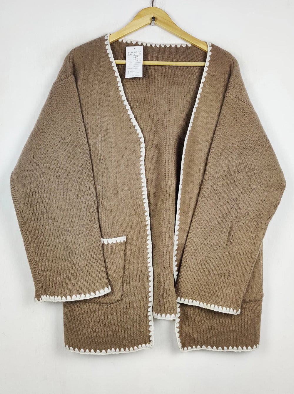 Buy online pre-used pre-loved 100% authentic & Original branded Unknown Brand (LS-17461) available in Pakistan. Top international brands avilable.