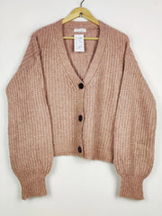 Buy online pre-used pre-loved 100% authentic & Original branded Primark (LS-17463) available in Pakistan. Top international brands avilable.
