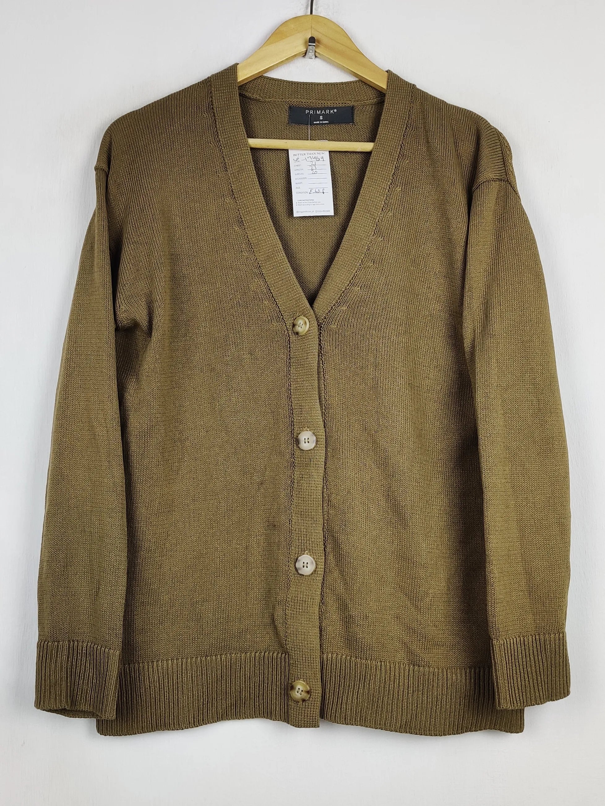 Buy online pre-used pre-loved 100% authentic & Original branded Primark (LS-17469) available in Pakistan. Top international brands avilable.