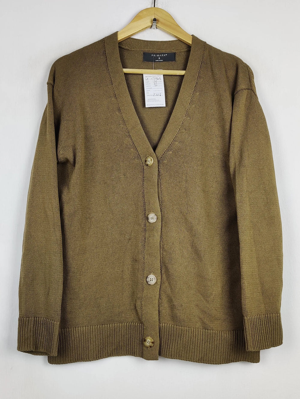 Buy online pre-used pre-loved 100% authentic & Original branded Primark (LS-17469) available in Pakistan. Top international brands avilable.