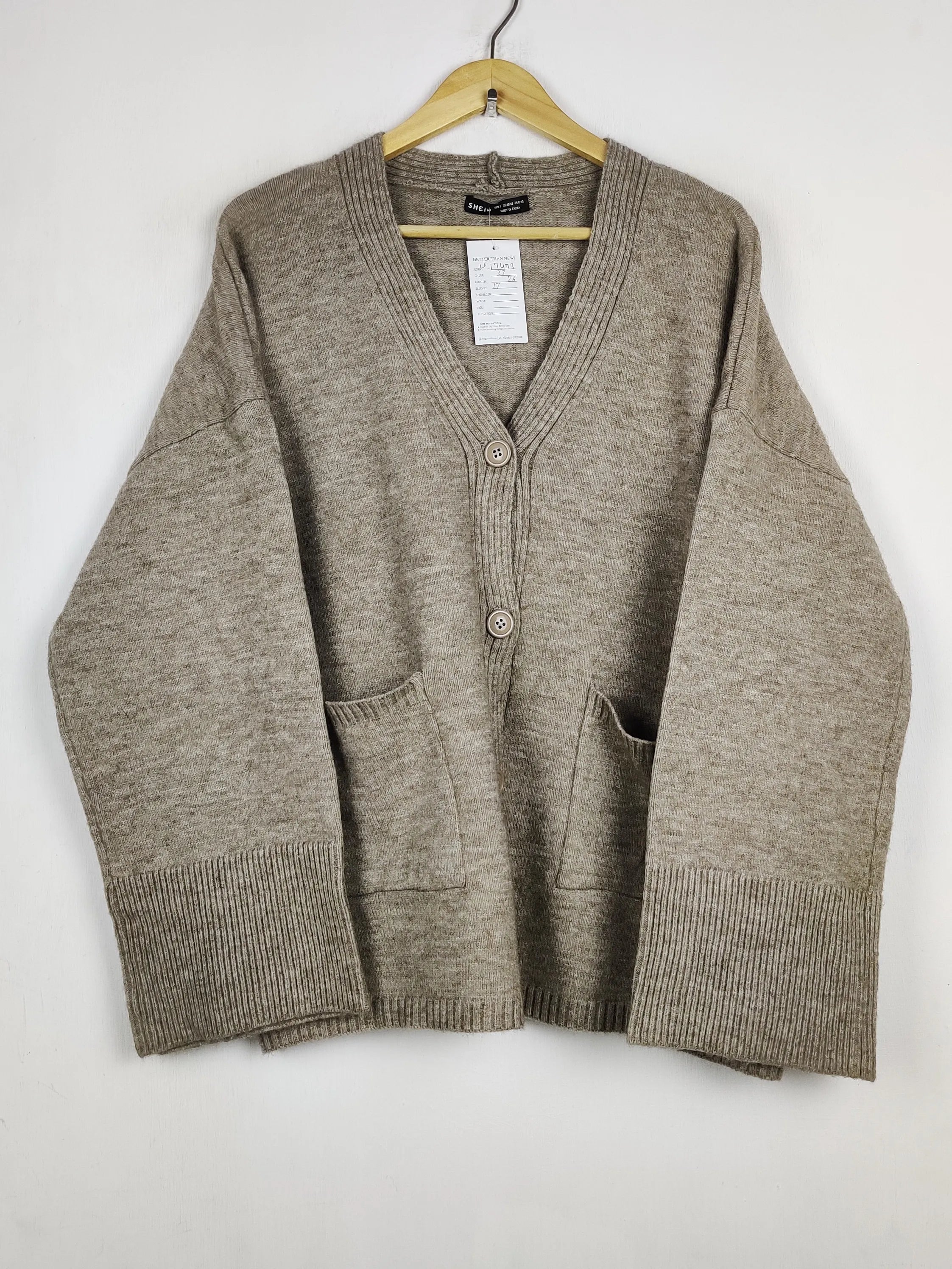 Buy online pre-used pre-loved 100% authentic & Original branded Shein (LS-17473) available in Pakistan. Top international brands avilable.