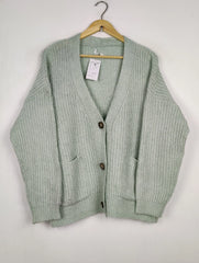 Buy online pre-used pre-loved 100% authentic & Original branded Primark (LS-17490) available in Pakistan. Top international brands avilable.