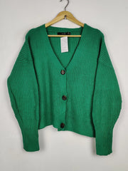 Buy online pre-used pre-loved 100% authentic & Original branded Vero Moda (LS-17491) available in Pakistan. Top international brands avilable.