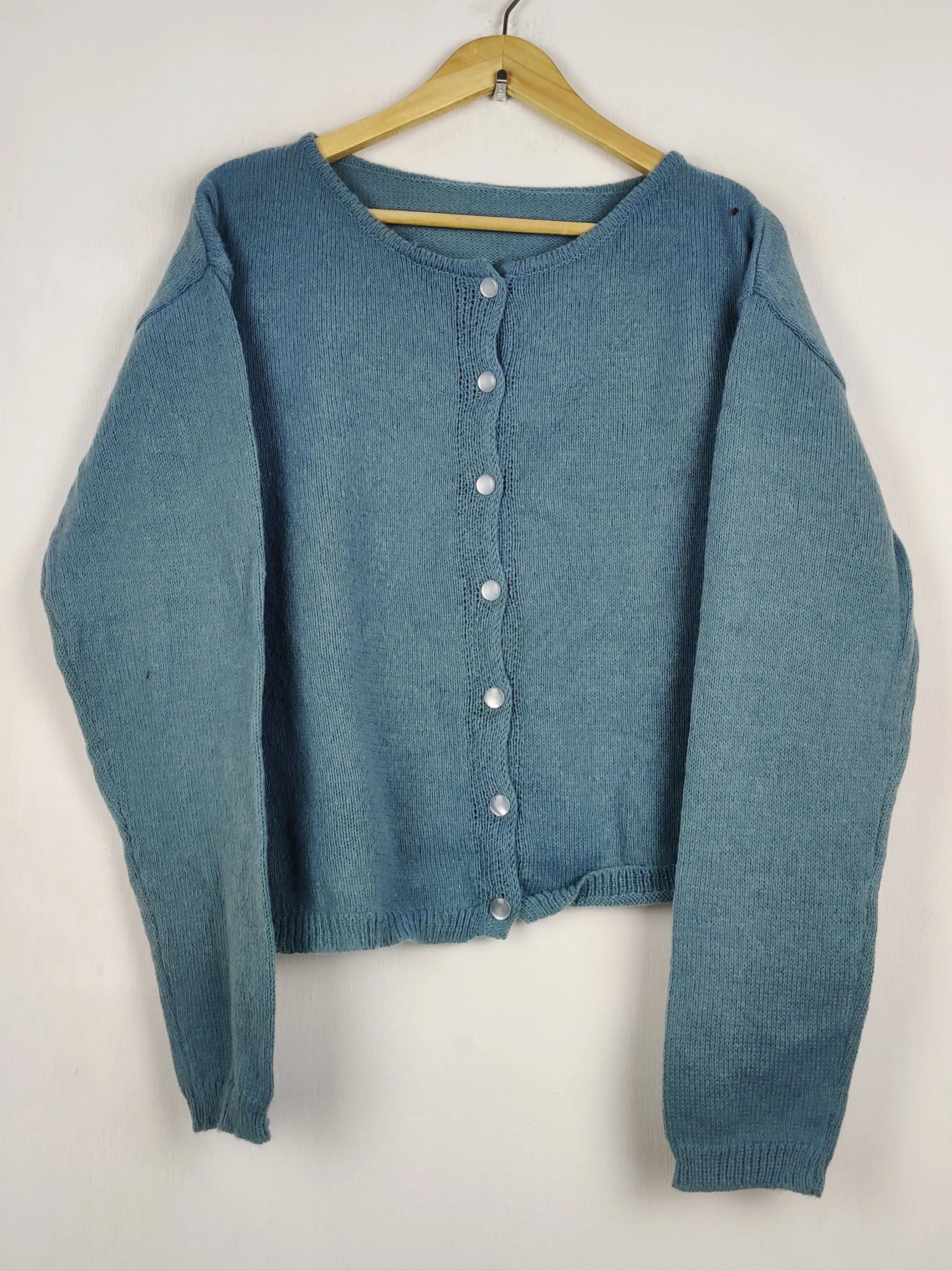Buy online pre-used pre-loved 100% authentic & Original branded Unknown Brand (LS-17492) available in Pakistan. Top international brands avilable.