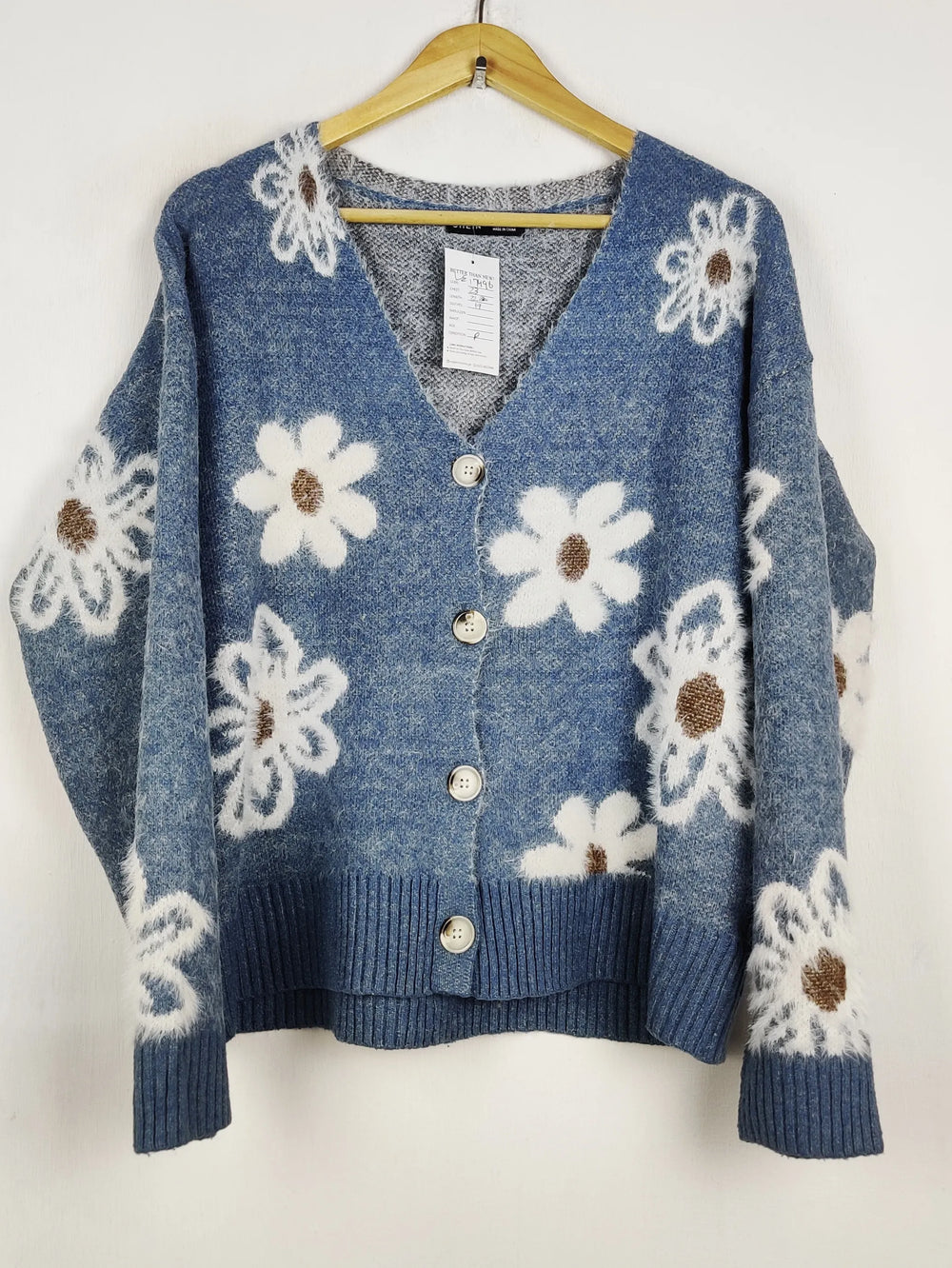 Buy online pre-used pre-loved 100% authentic & Original branded Shein (LS-17496) available in Pakistan. Top international brands avilable.