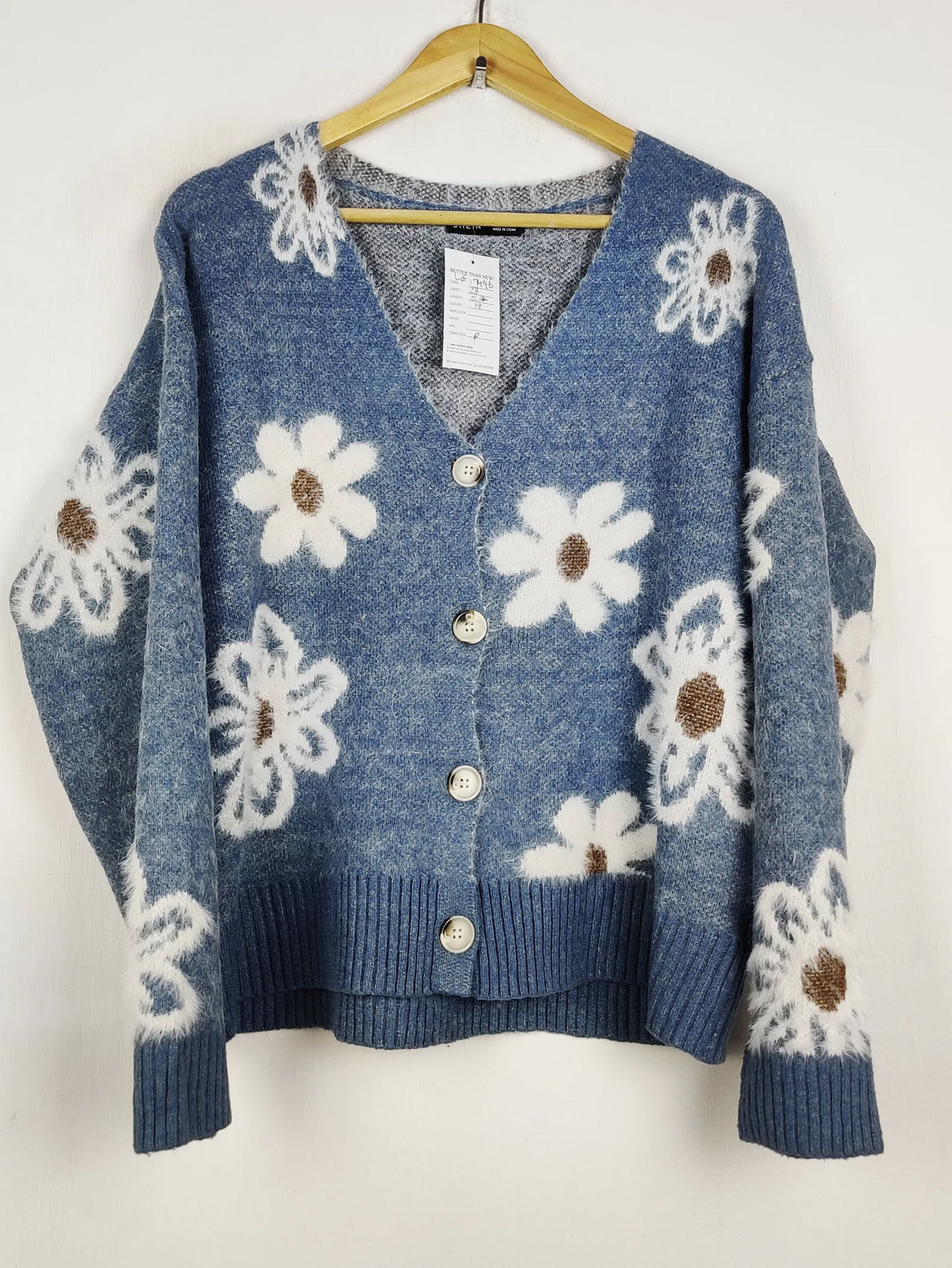 Buy online pre-used pre-loved 100% authentic & Original branded Shein (LS-17496) available in Pakistan. Top international brands avilable.
