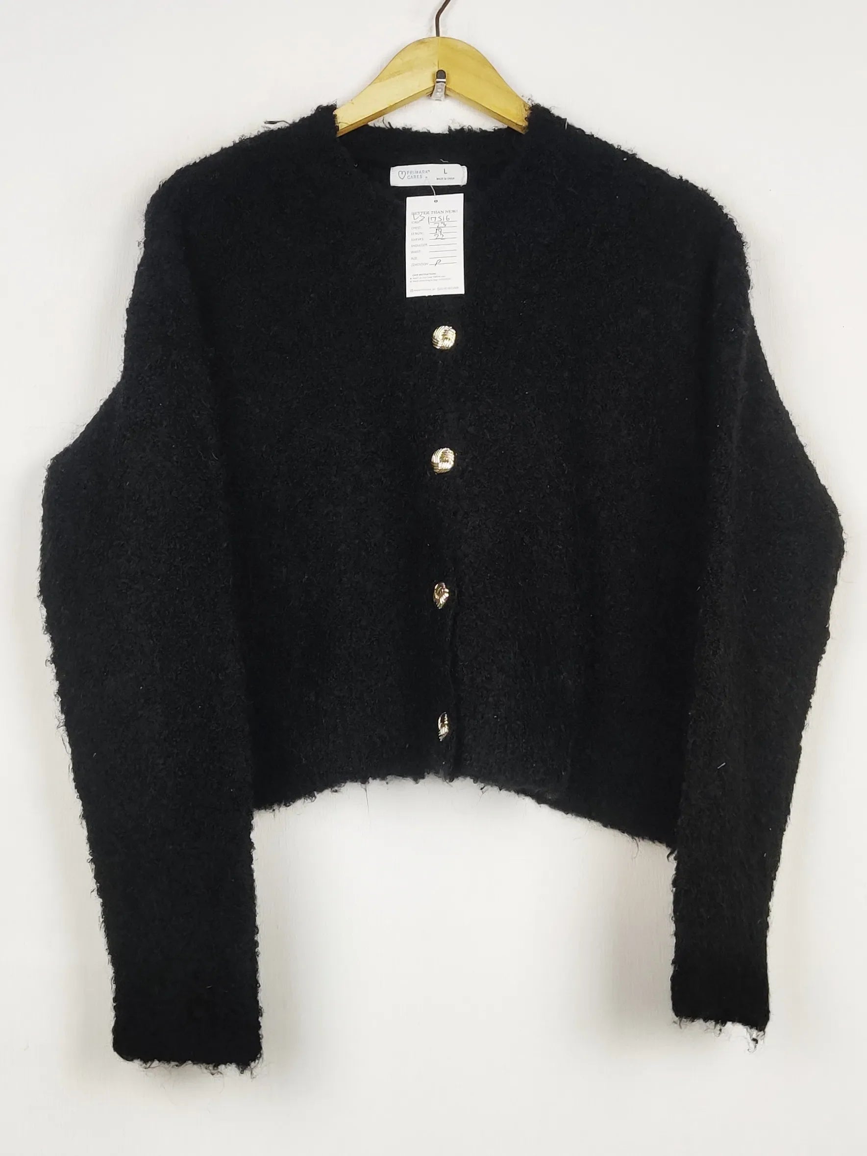 Buy online pre-used pre-loved 100% authentic & Original branded Primark (LS-17516) available in Pakistan. Top international brands avilable.