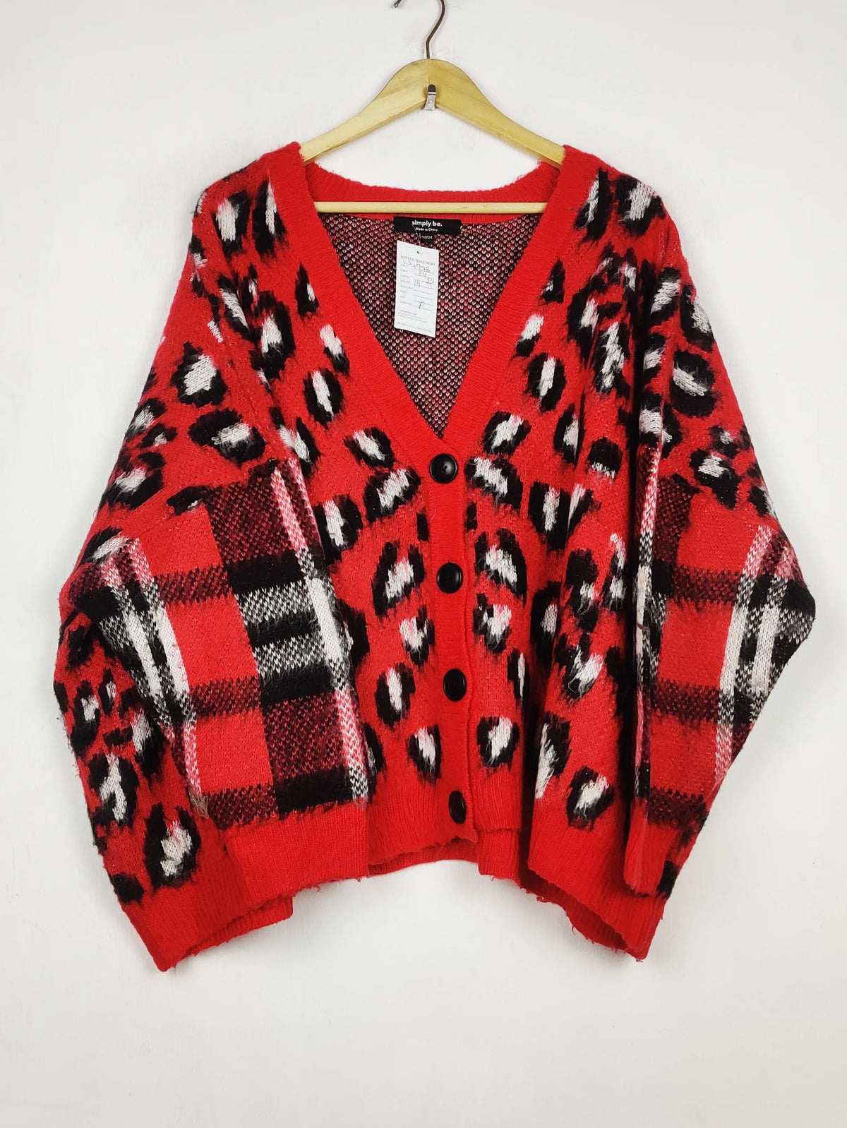 Buy online pre-used pre-loved 100% authentic & Original branded Simply Be (LS-17518) available in Pakistan. Top international brands avilable.