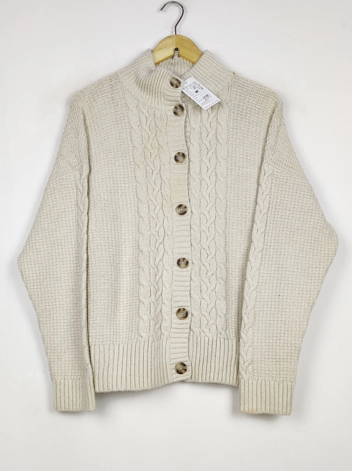 Buy online pre-used pre-loved 100% authentic & Original branded White Stuff (LS-17519) available in Pakistan. Top international brands avilable.