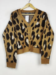 Buy online pre-used pre-loved 100% authentic & Original branded Primark (LS-17531) available in Pakistan. Top international brands avilable.