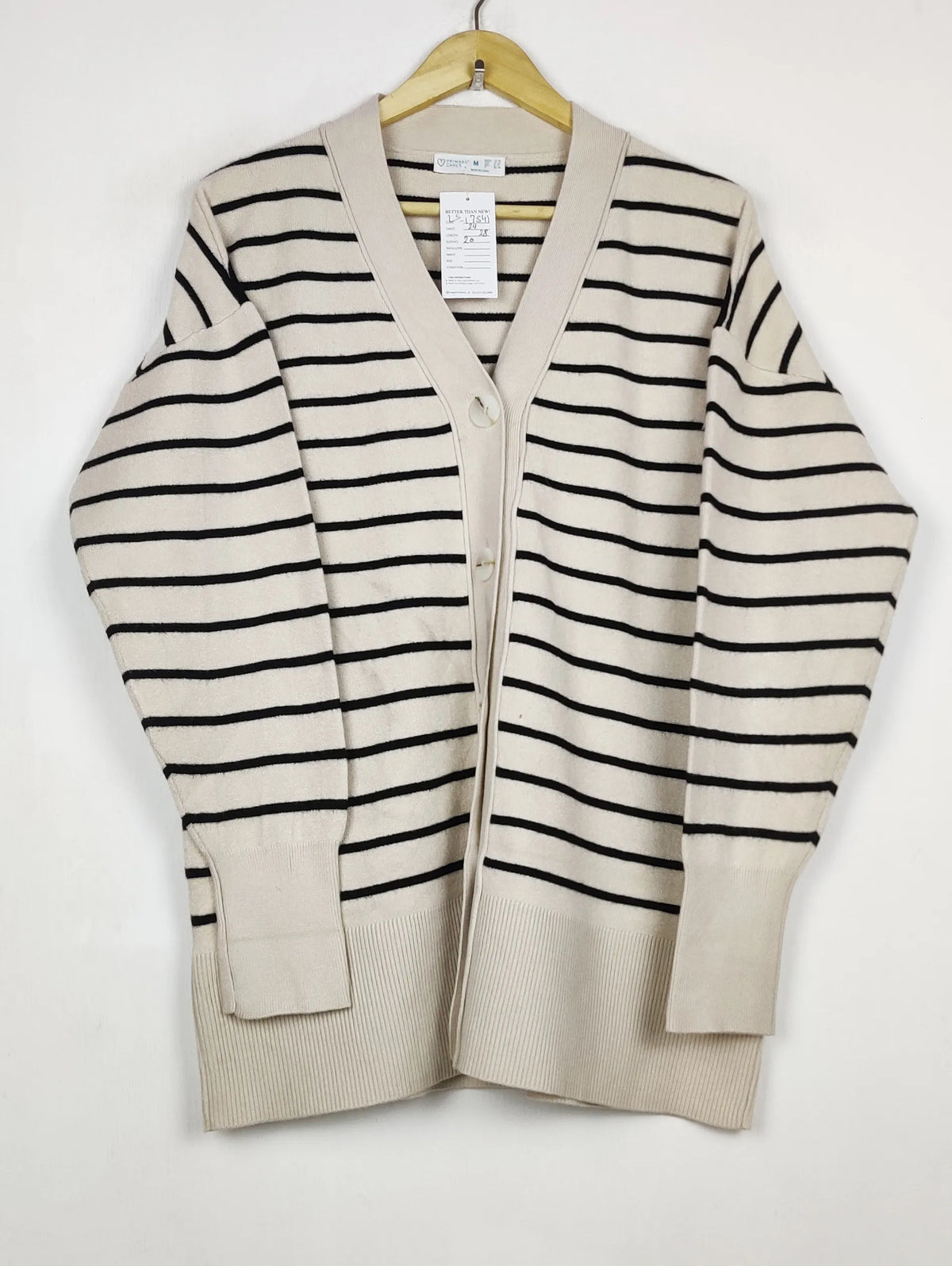 Buy online pre-used pre-loved 100% authentic & Original branded Primark (LS-17541) available in Pakistan. Top international brands avilable.