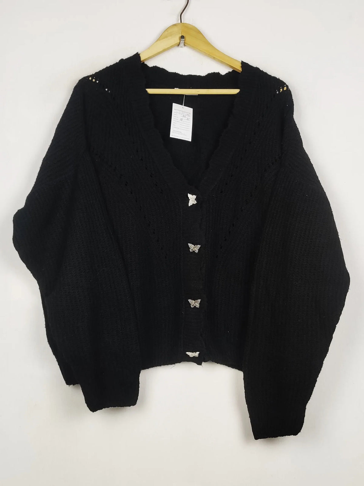 Buy online pre-used pre-loved 100% authentic & Original branded Tu (LS-17542) available in Pakistan. Top international brands avilable.