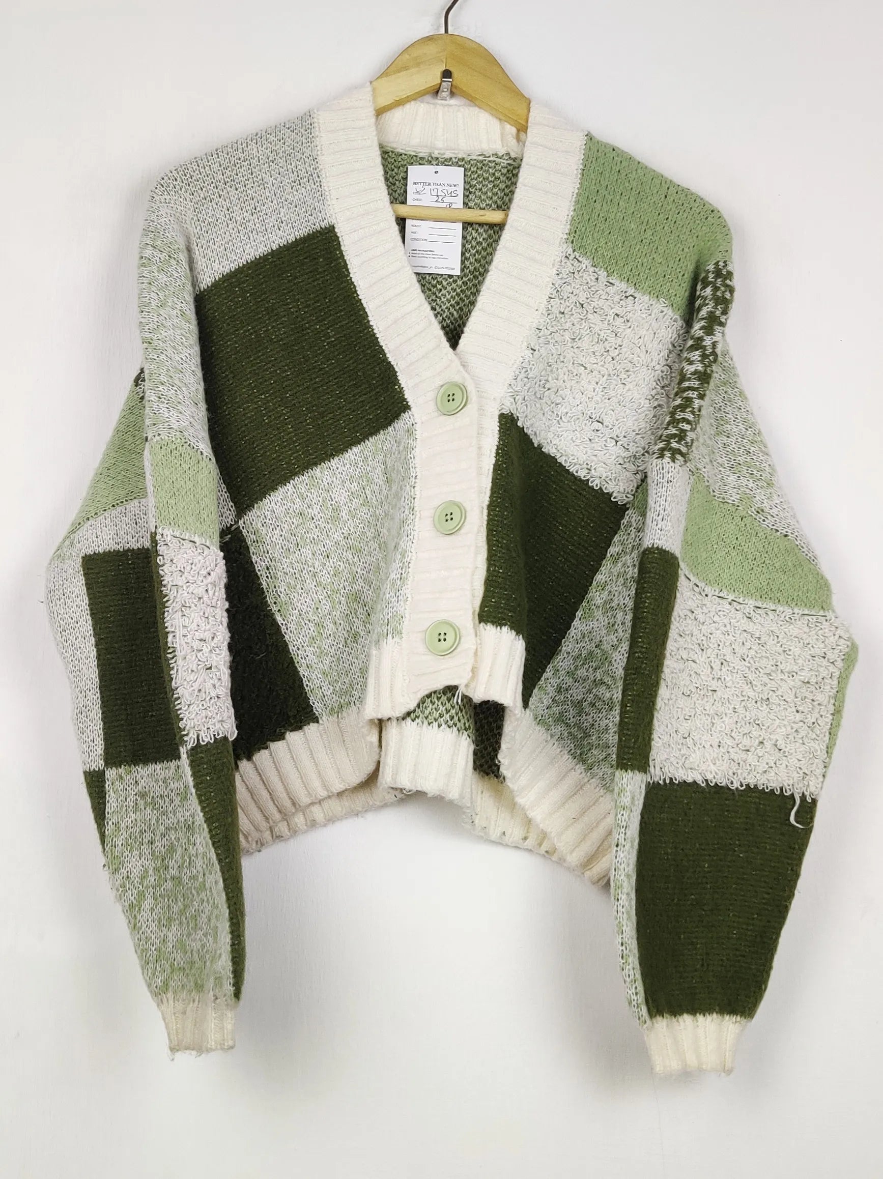 Buy online pre-used pre-loved 100% authentic & Original branded Unknown Brand (LS-17545) available in Pakistan. Top international brands avilable.