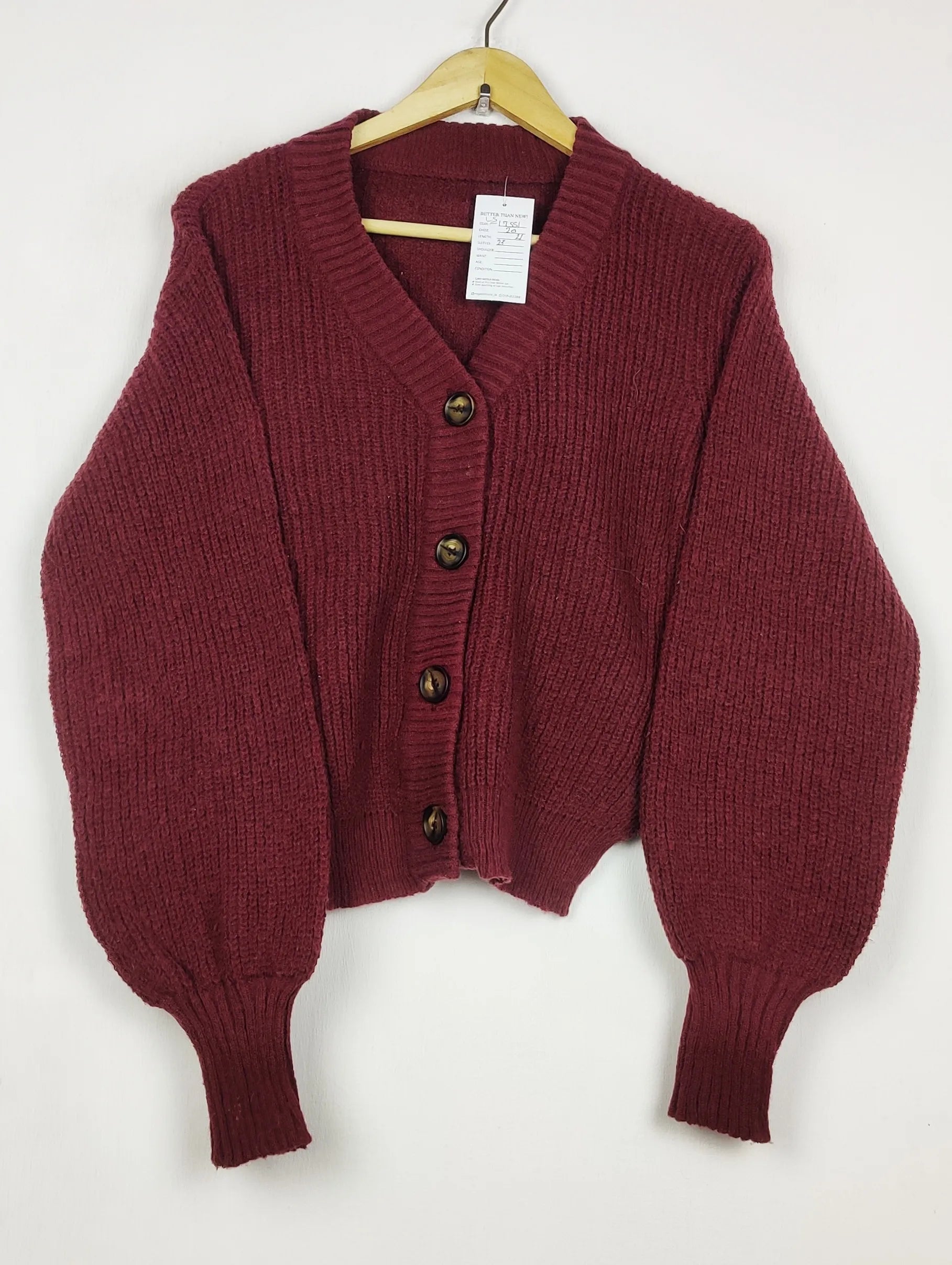 Buy online pre-used pre-loved 100% authentic & Original branded Unknown Brand (LS-17551) available in Pakistan. Top international brands avilable.