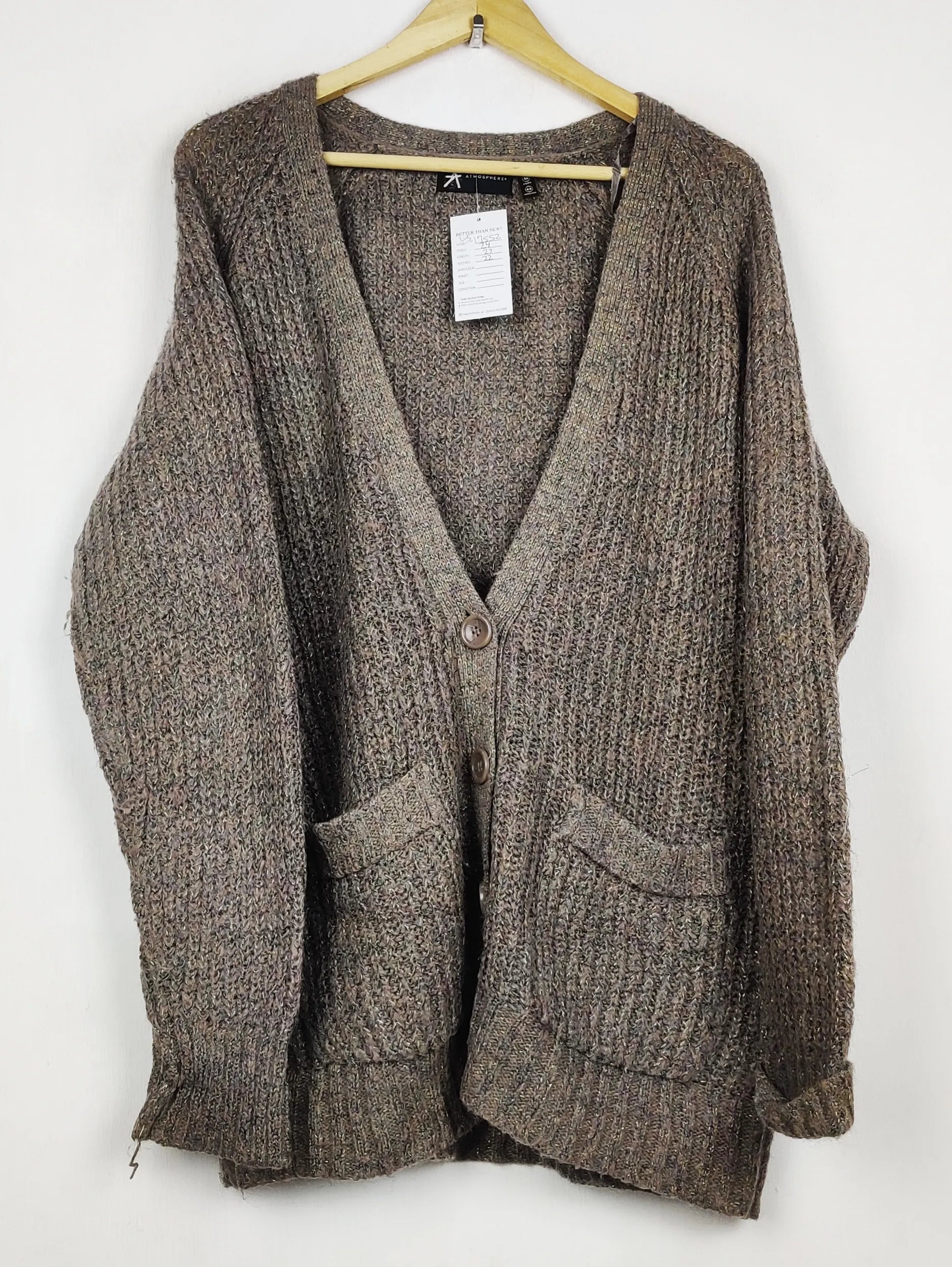 Buy online pre-used pre-loved 100% authentic & Original branded Atmosphere (LS-17552) available in Pakistan. Top international brands avilable.