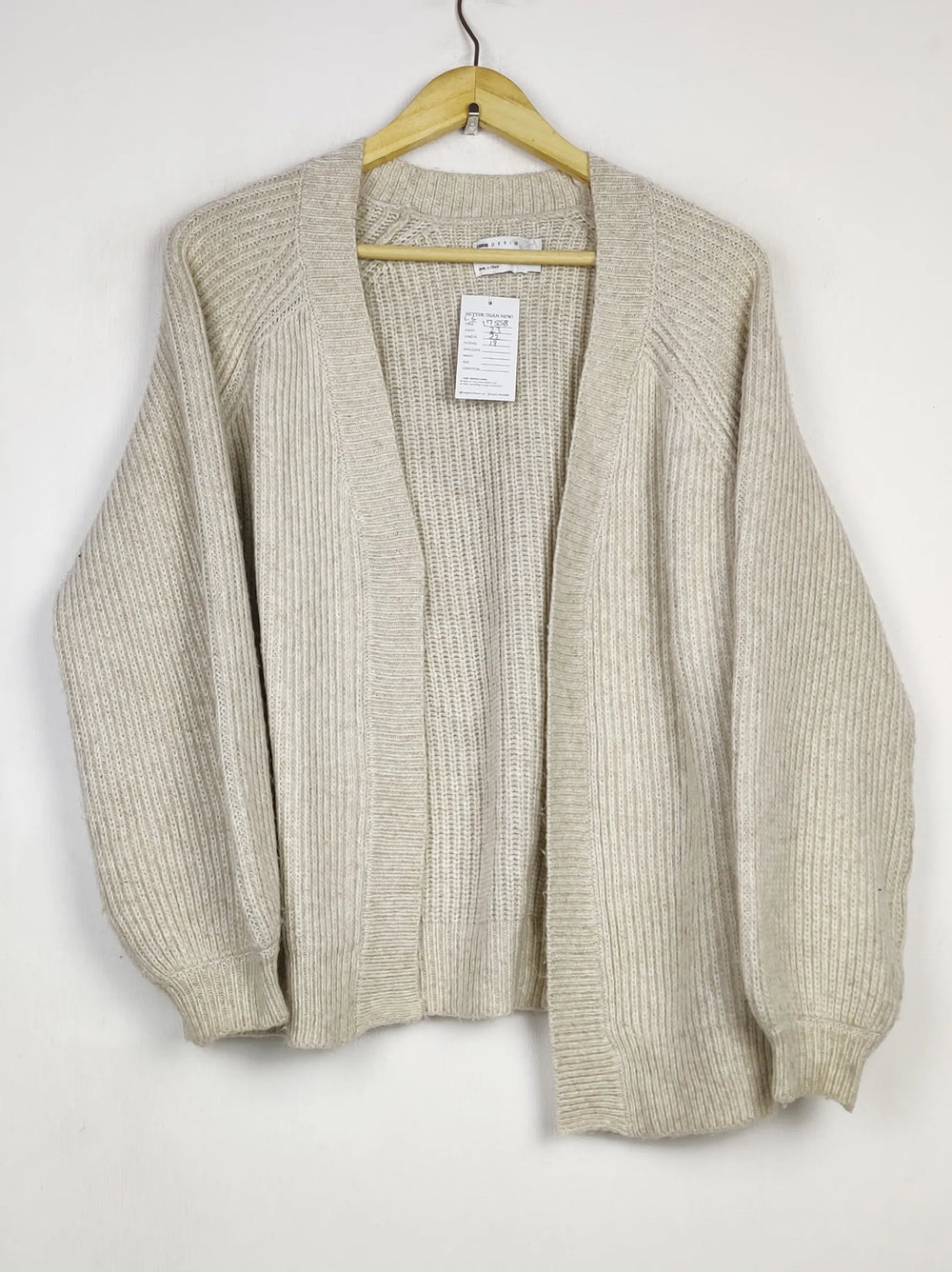 Buy online pre-used pre-loved 100% authentic & Original branded Asos (LS-17558) available in Pakistan. Top international brands avilable.