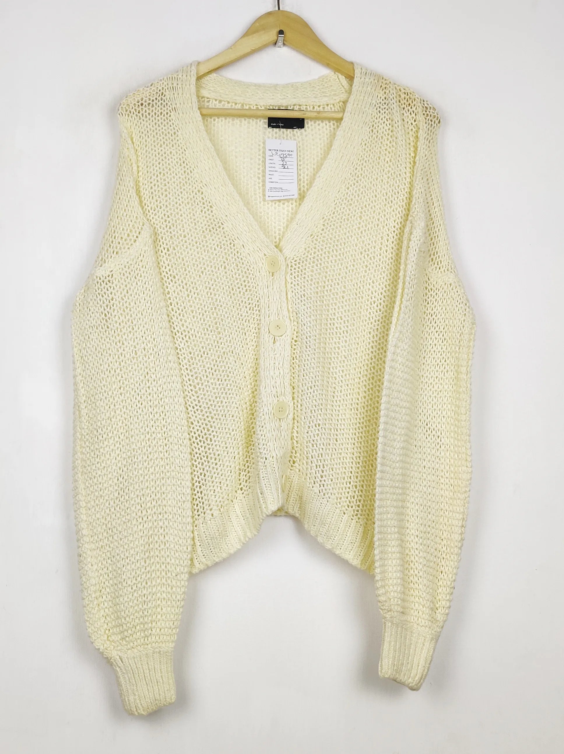 Buy online pre-used pre-loved 100% authentic & Original branded Asos (LS-17590) available in Pakistan. Top international brands avilable.