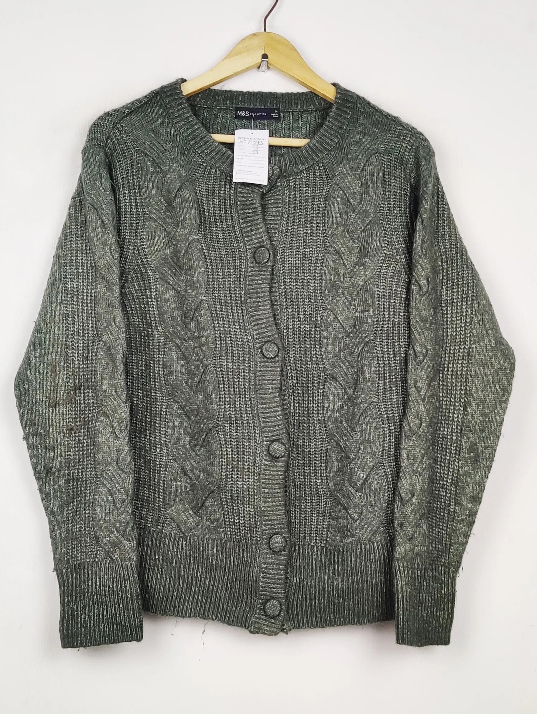 Buy online pre-used pre-loved 100% authentic & Original branded Marks & Spencer (LS-17593) available in Pakistan. Top international brands avilable.
