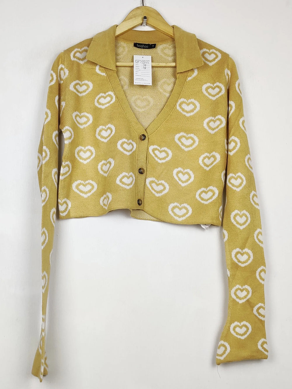 Buy online pre-used pre-loved 100% authentic & Original branded Boohoo (LS-17594) available in Pakistan. Top international brands avilable.