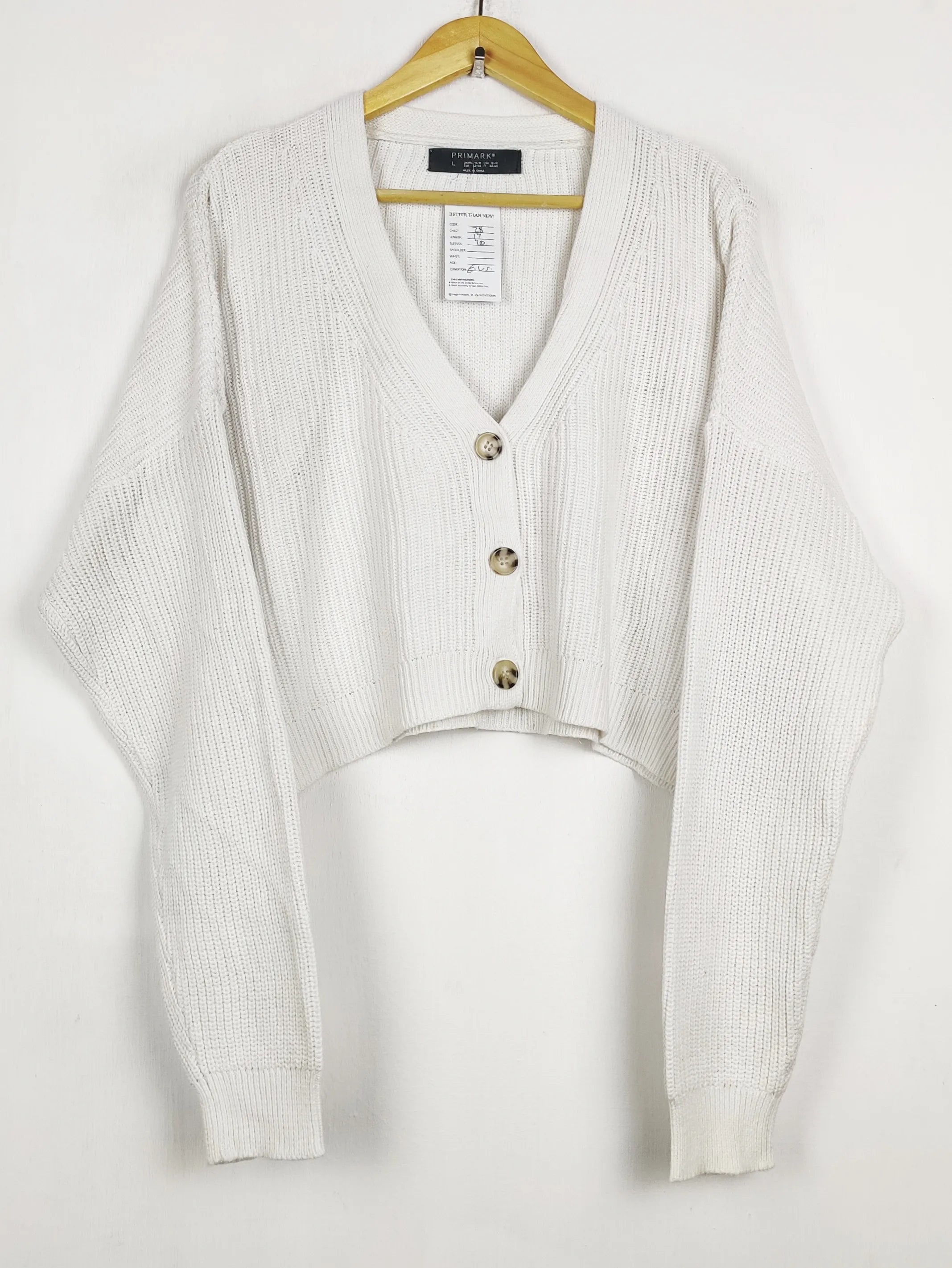 Buy online pre-used pre-loved 100% authentic & Original branded Primark (LS-17606) available in Pakistan. Top international brands avilable.