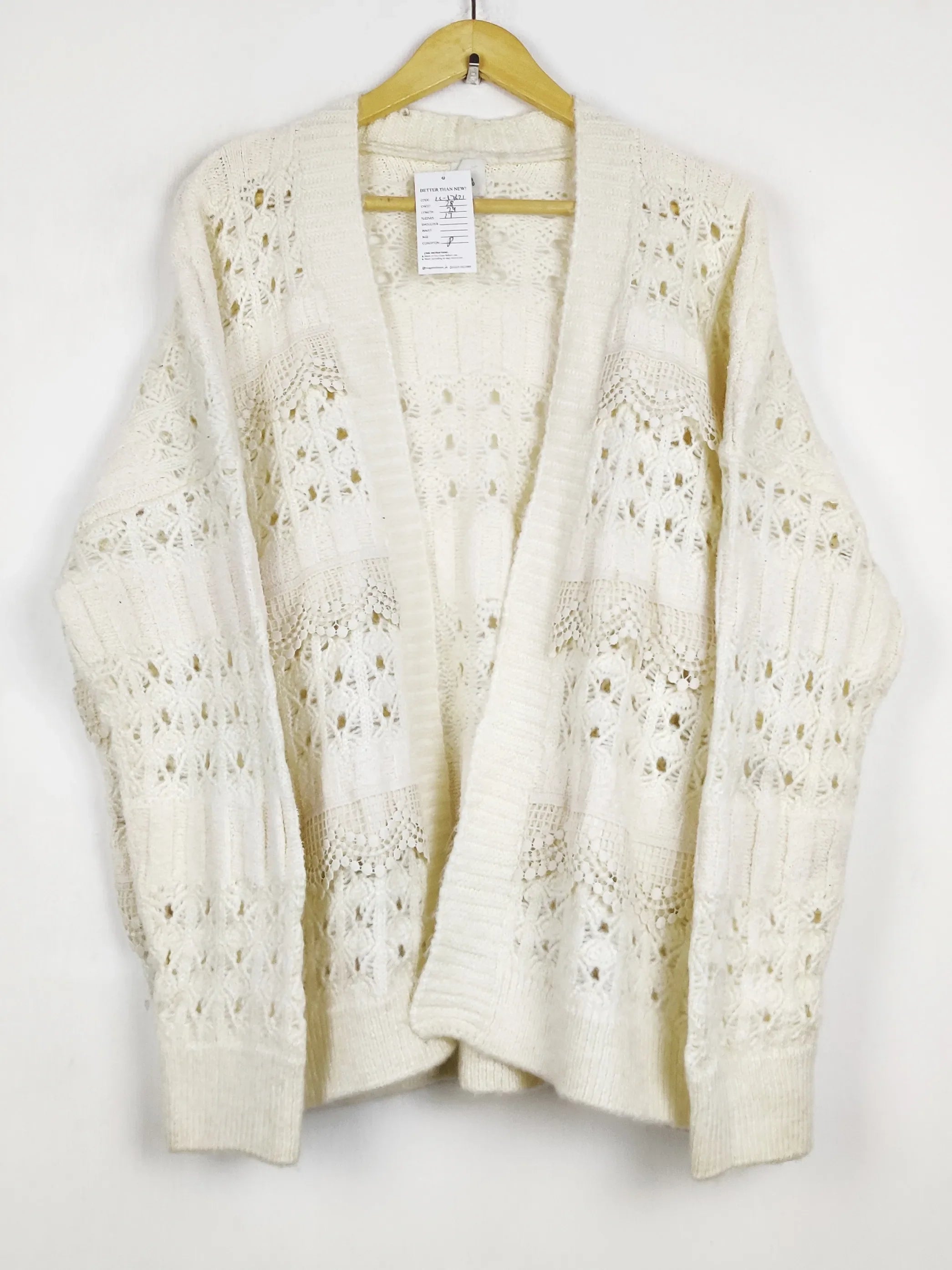 Buy online pre-used pre-loved 100% authentic & Original branded River Island (LS-17621) available in Pakistan. Top international brands avilable.