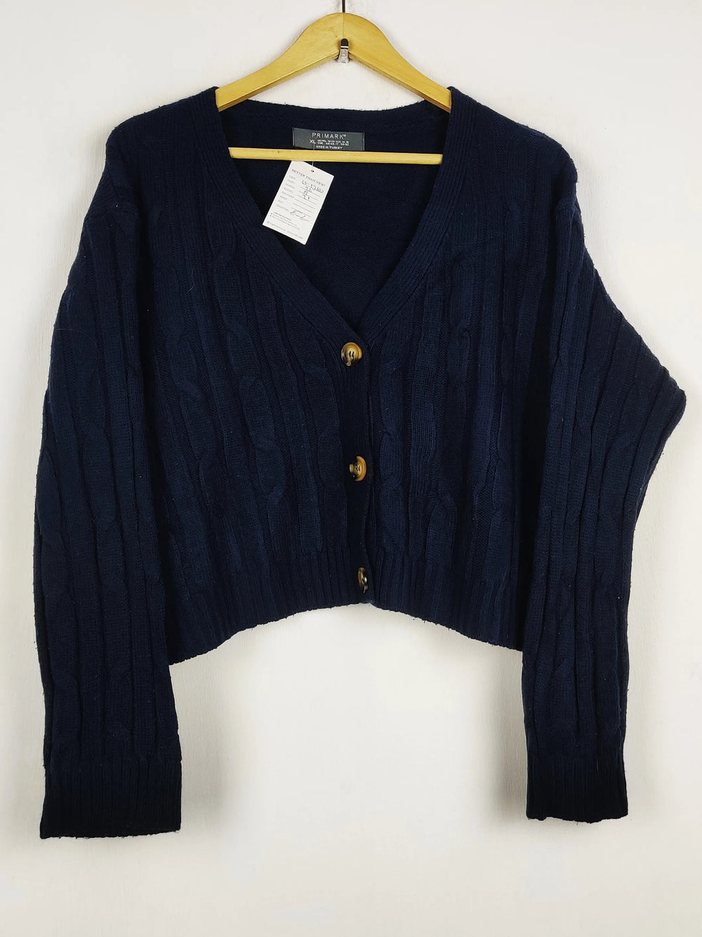 Buy online pre-used pre-loved 100% authentic & Original branded Primark (LS-17622) available in Pakistan. Top international brands avilable.