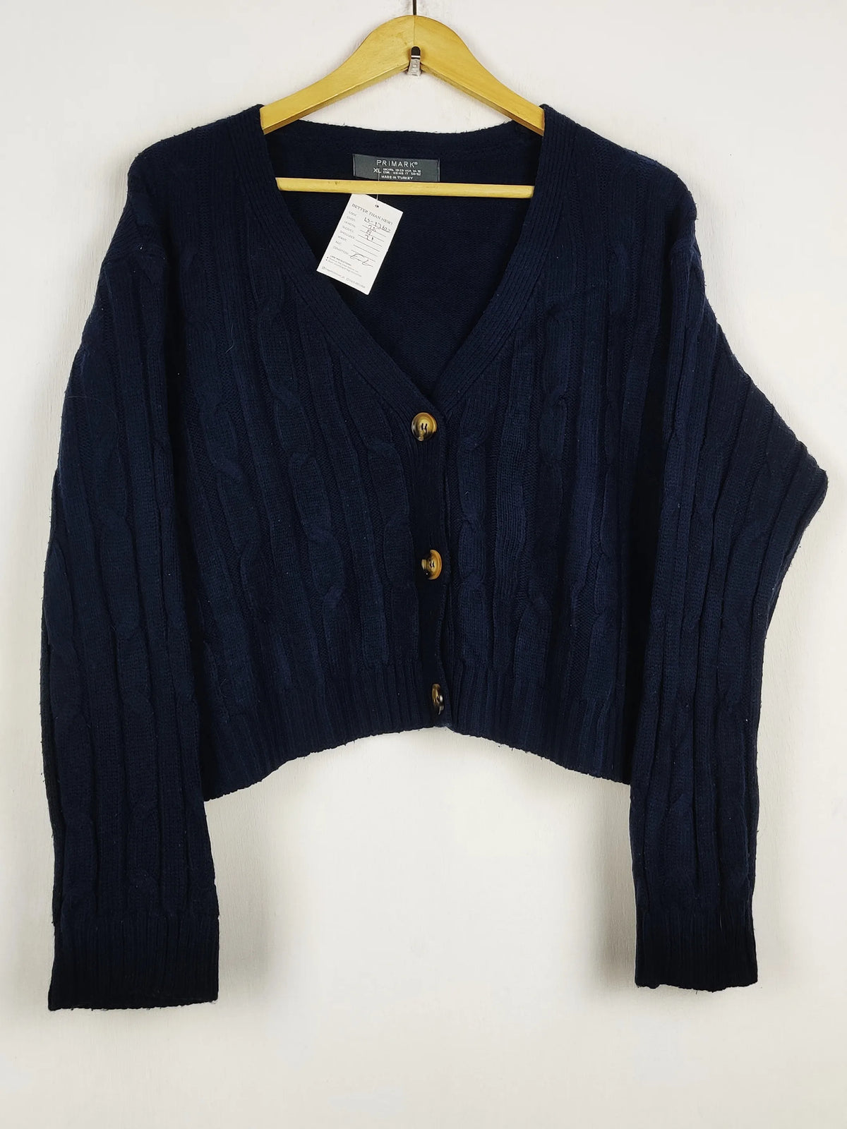 Buy online pre-used pre-loved 100% authentic & Original branded Primark (LS-17622) available in Pakistan. Top international brands avilable.