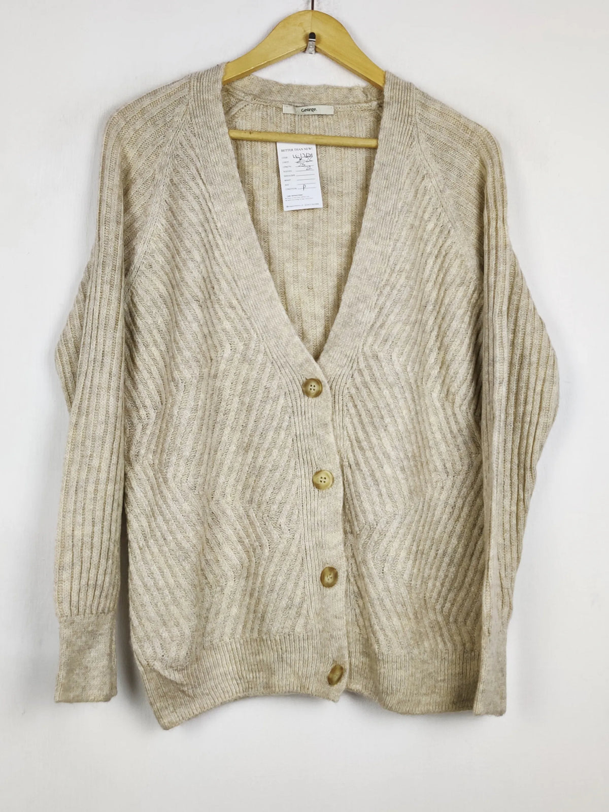 Buy online pre-used pre-loved 100% authentic & Original branded George (LS-17624) available in Pakistan. Top international brands avilable.