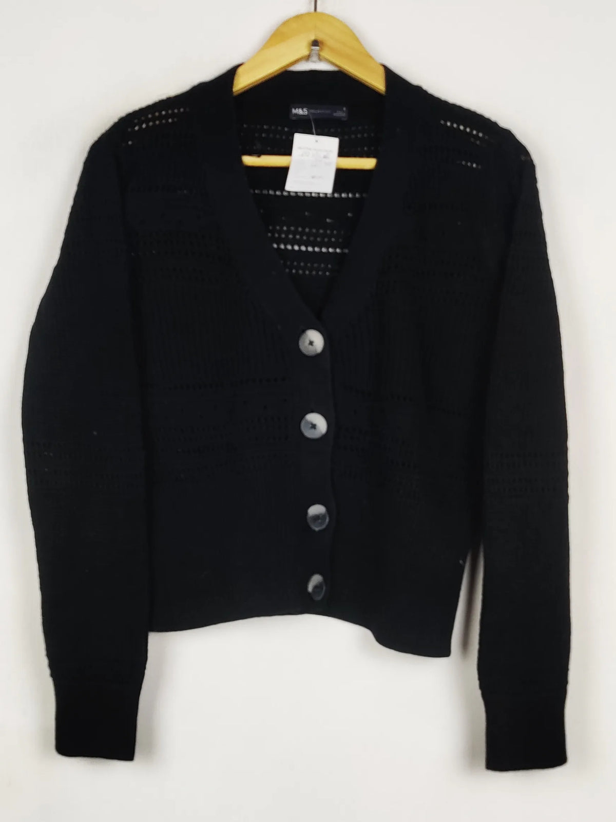 Buy online pre-used pre-loved 100% authentic & Original branded Marks & Spencer (LS-17636) available in Pakistan. Top international brands avilable.