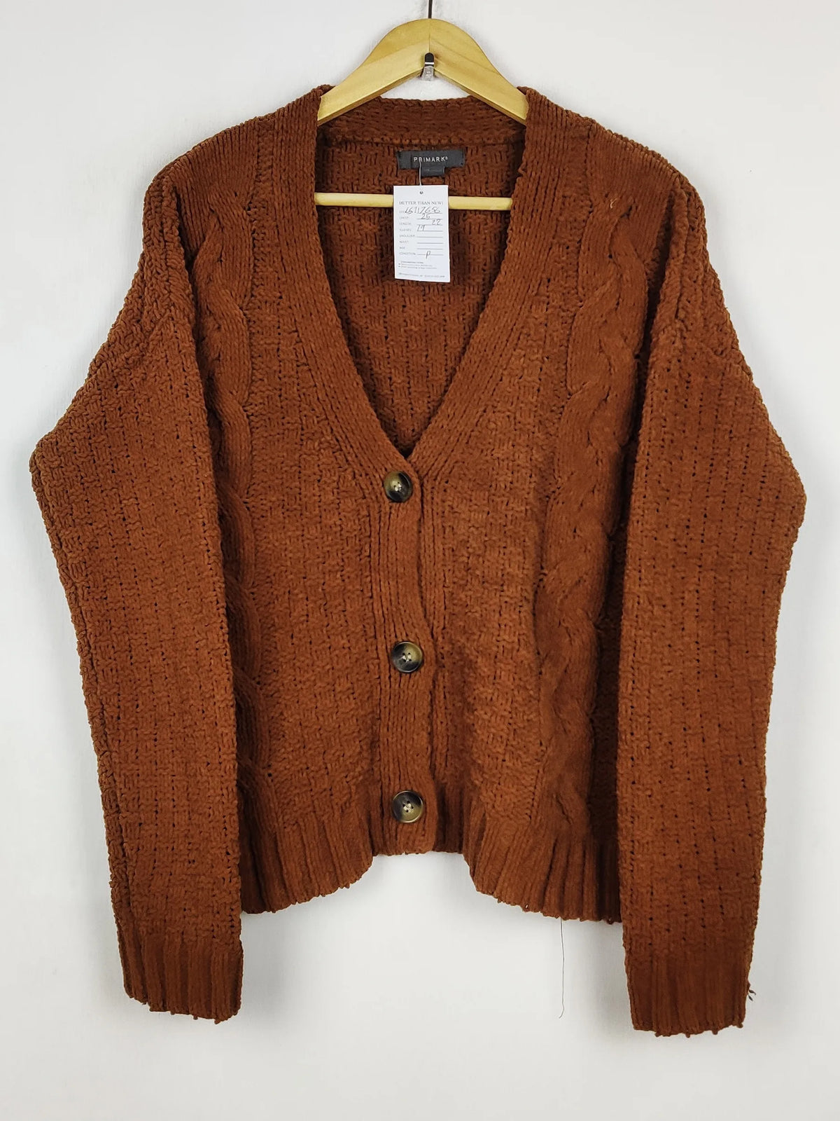 Buy online pre-used pre-loved 100% authentic & Original branded Primark (LS-17656) available in Pakistan. Top international brands avilable.