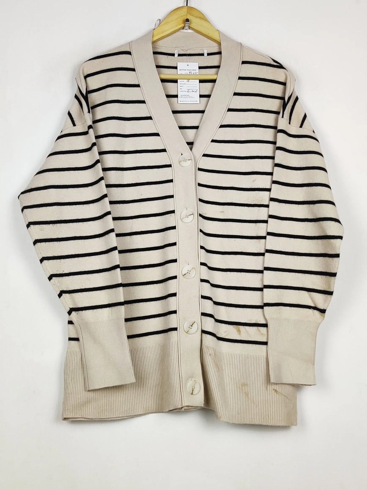 Buy online pre-used pre-loved 100% authentic & Original branded Primark (LS-17675) available in Pakistan. Top international brands avilable.