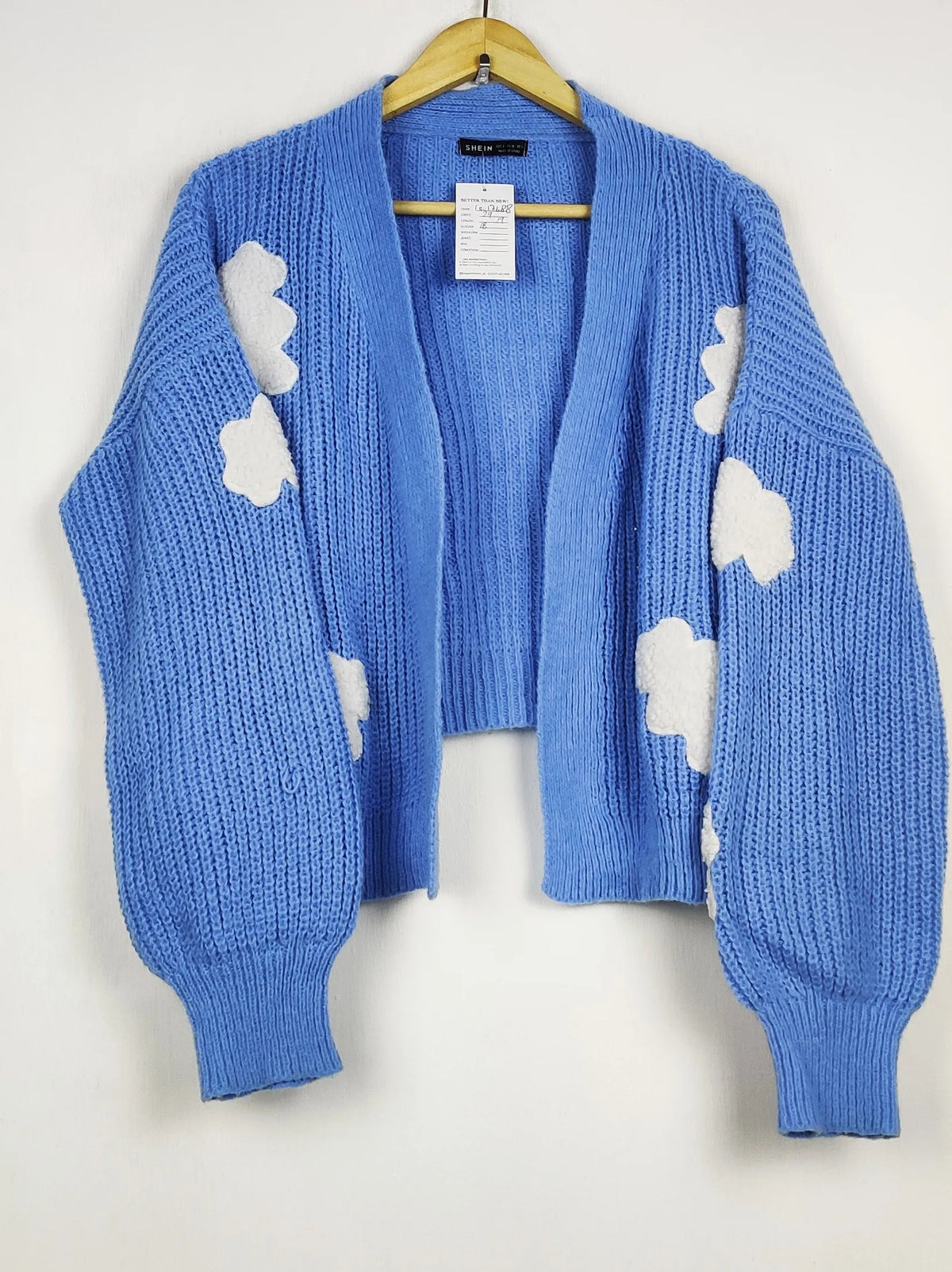 Buy online pre-used pre-loved 100% authentic & Original branded Shein (LS-17688) available in Pakistan. Top international brands avilable.