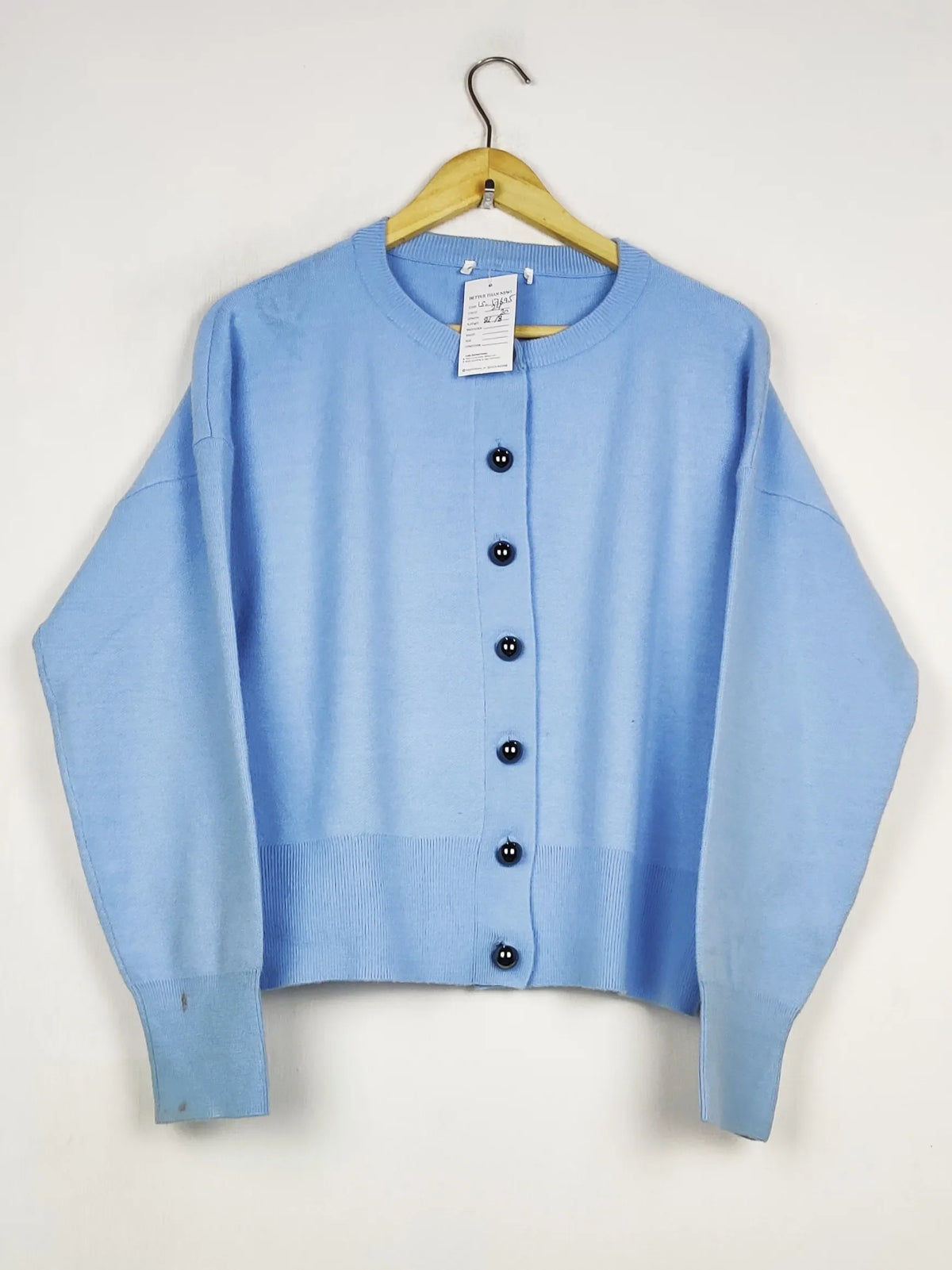 Buy online pre-used pre-loved 100% authentic & Original branded Gallery (LS-17695) available in Pakistan. Top international brands avilable.