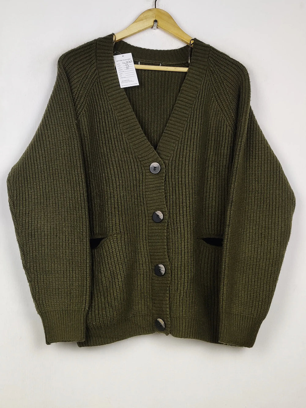 Buy online pre-used pre-loved 100% authentic & Original branded Primark (LS-17707) available in Pakistan. Top international brands avilable.