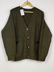 Buy online pre-used pre-loved 100% authentic & Original branded Primark (LS-17707) available in Pakistan. Top international brands avilable.
