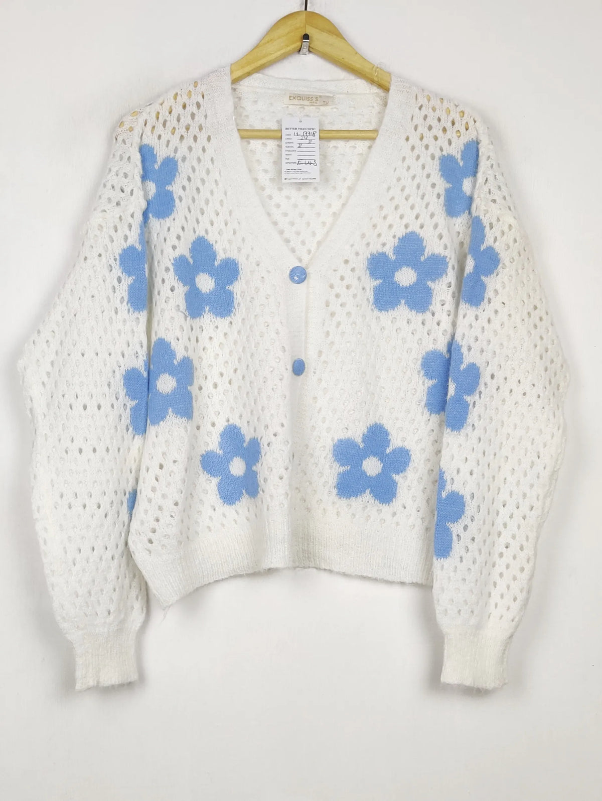 Buy online pre-used pre-loved 100% authentic & Original branded Tu (LS-17718) available in Pakistan. Top international brands avilable.