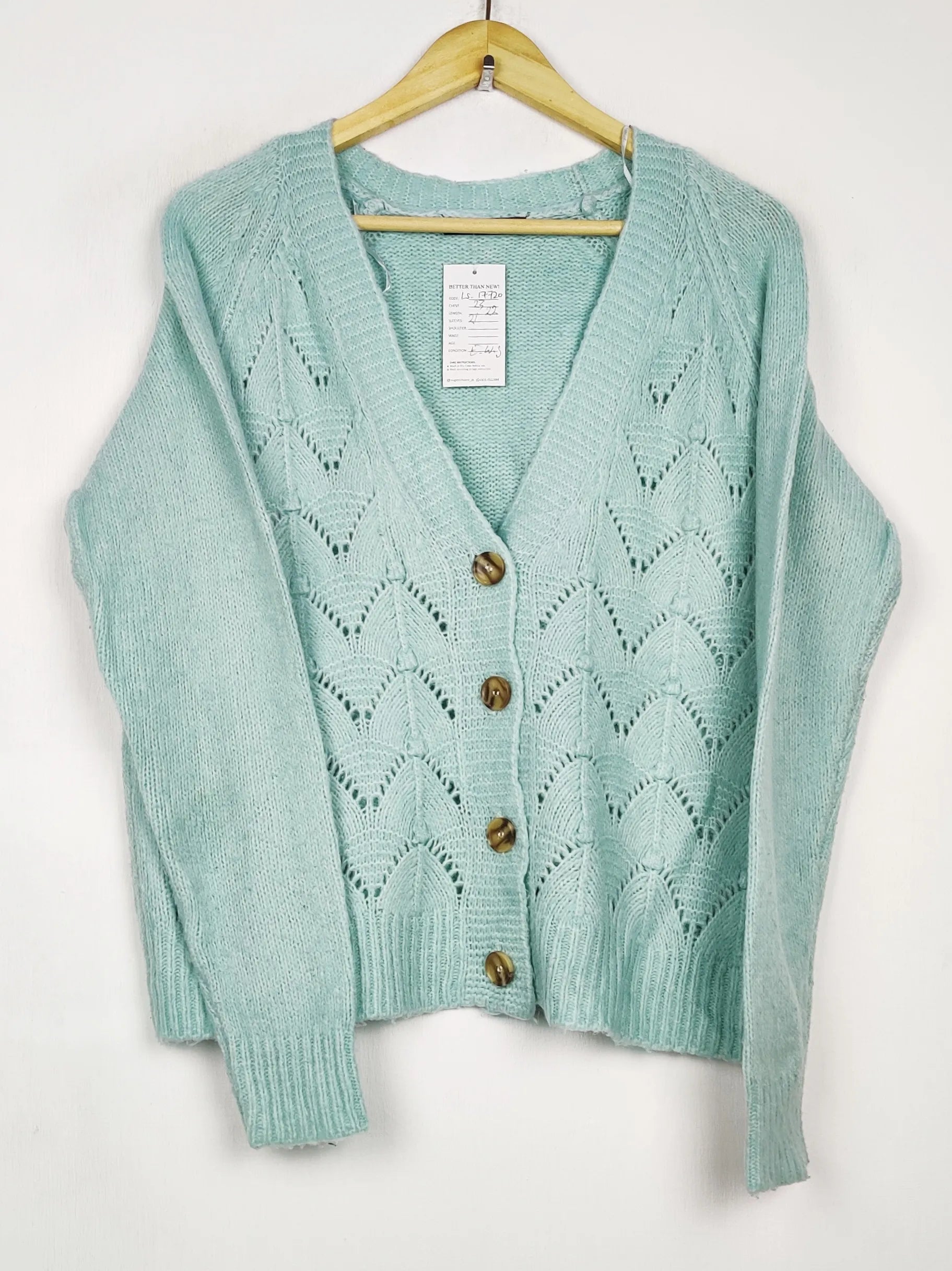 Buy online pre-used pre-loved 100% authentic & Original branded Dunnes Stores (LS-17720) available in Pakistan. Top international brands avilable.