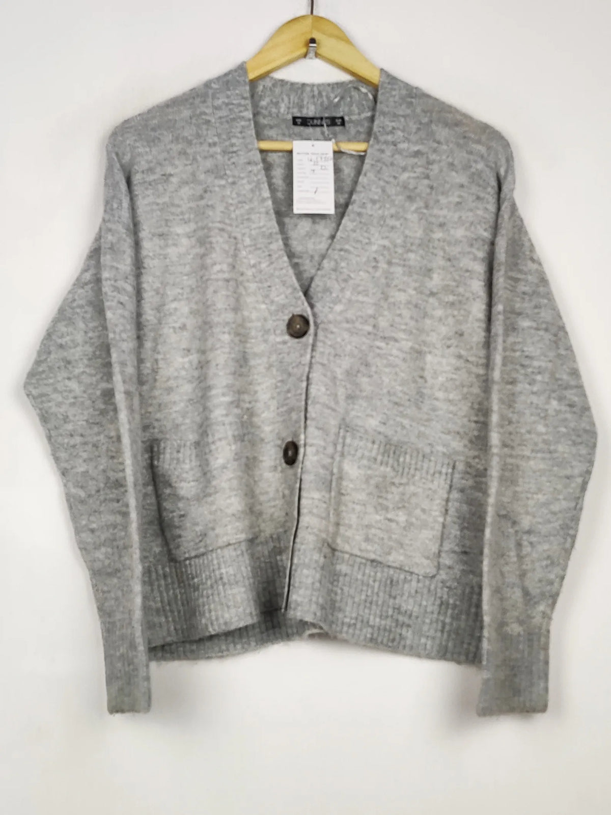 Buy online pre-used pre-loved 100% authentic & Original branded Dunnes Stores (LS-17722) available in Pakistan. Top international brands avilable.