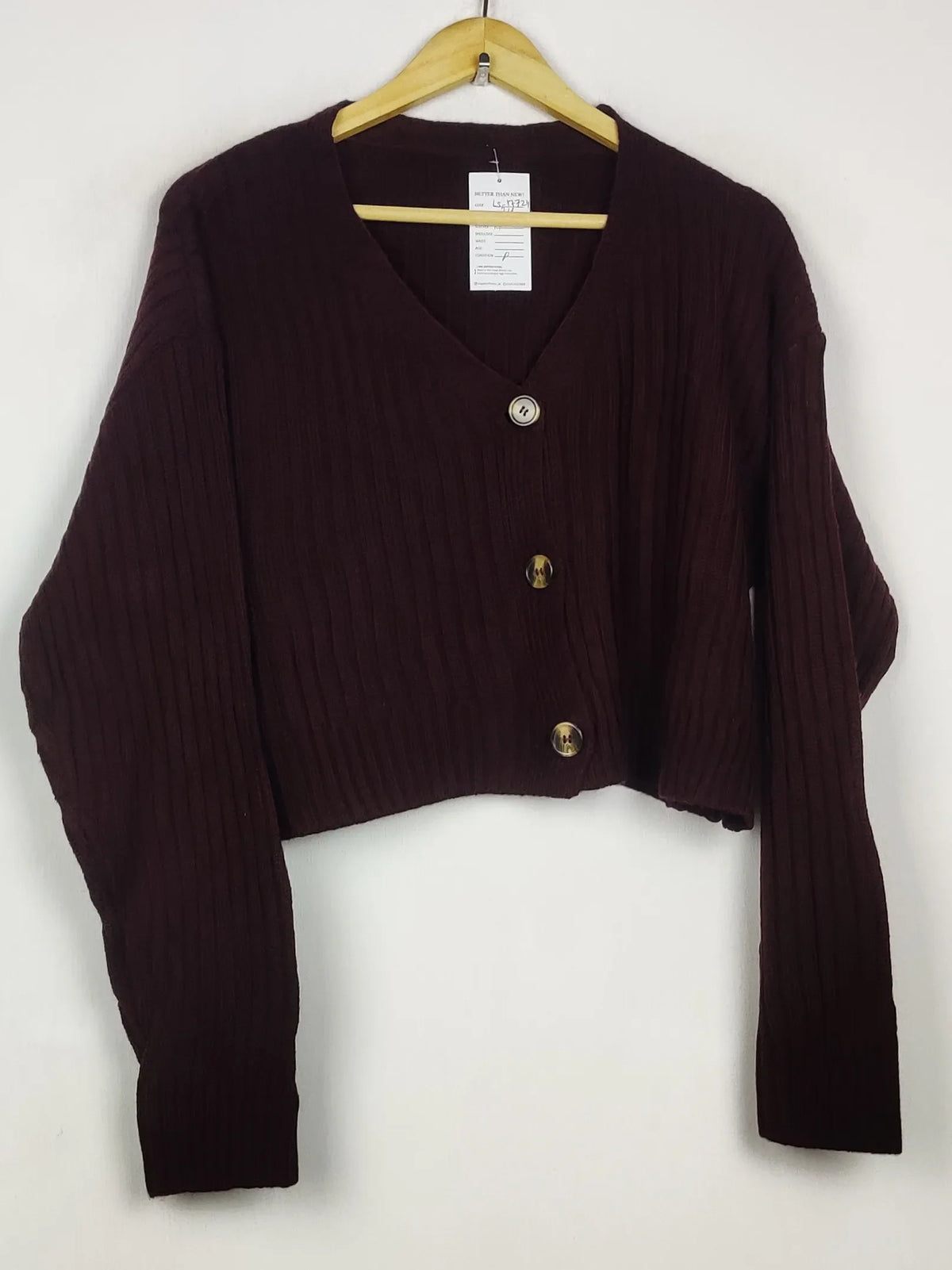Buy online pre-used pre-loved 100% authentic & Original branded Unknown Brand (LS-17724) available in Pakistan. Top international brands avilable.